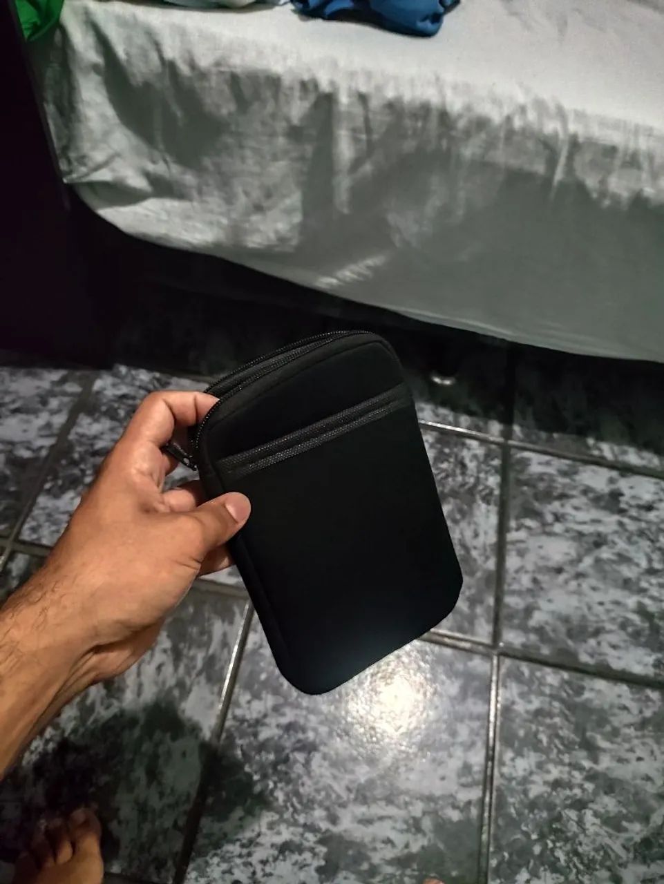 Kindle 16GB (Geração mais recente)- um mês de uso + Case para transporte - Foto 3