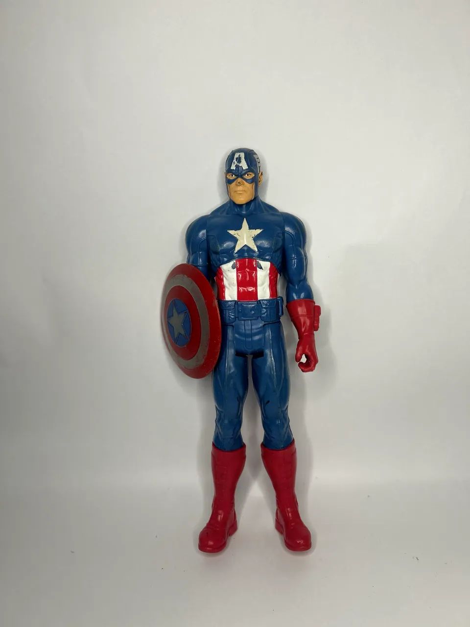 Boneco Capitão América 30cm Marvel