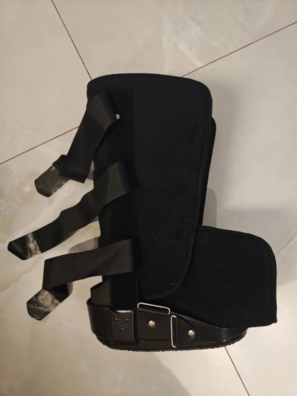 Bota Ortopédica (Robocop)