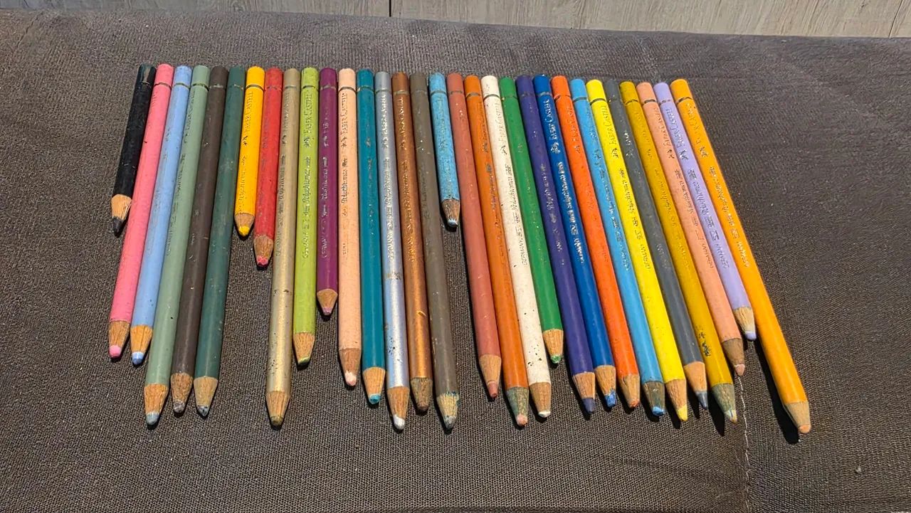 Lápis de Cor Polychromos Faber-Castell  - Foto 2