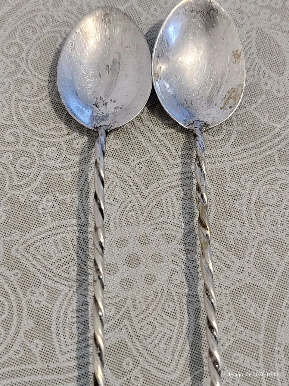 Colher em metal prateado com pedras nacionais  - Foto 3
