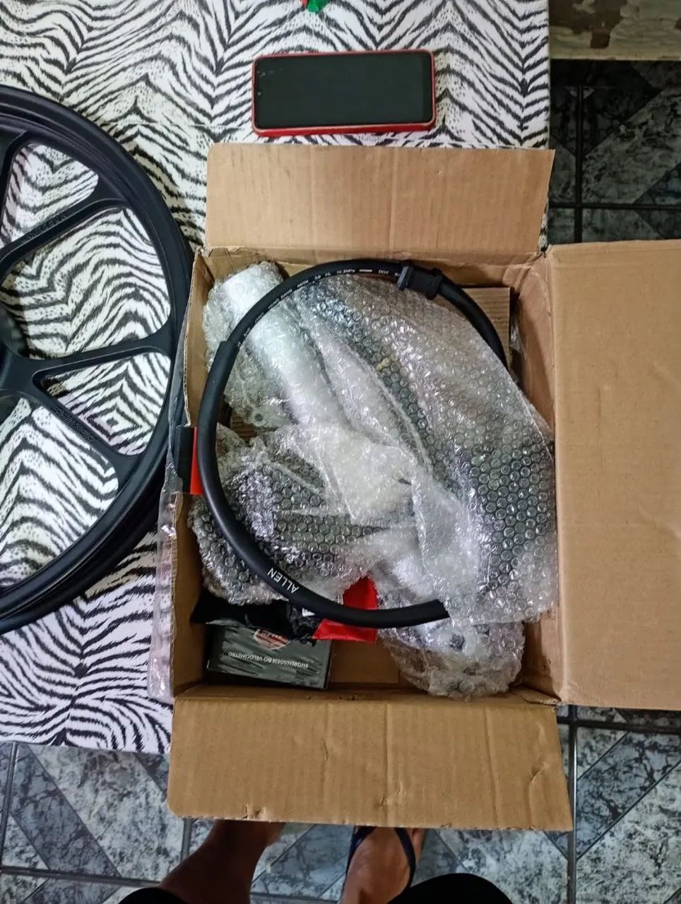 Roda nova nunca usada  - Foto 2