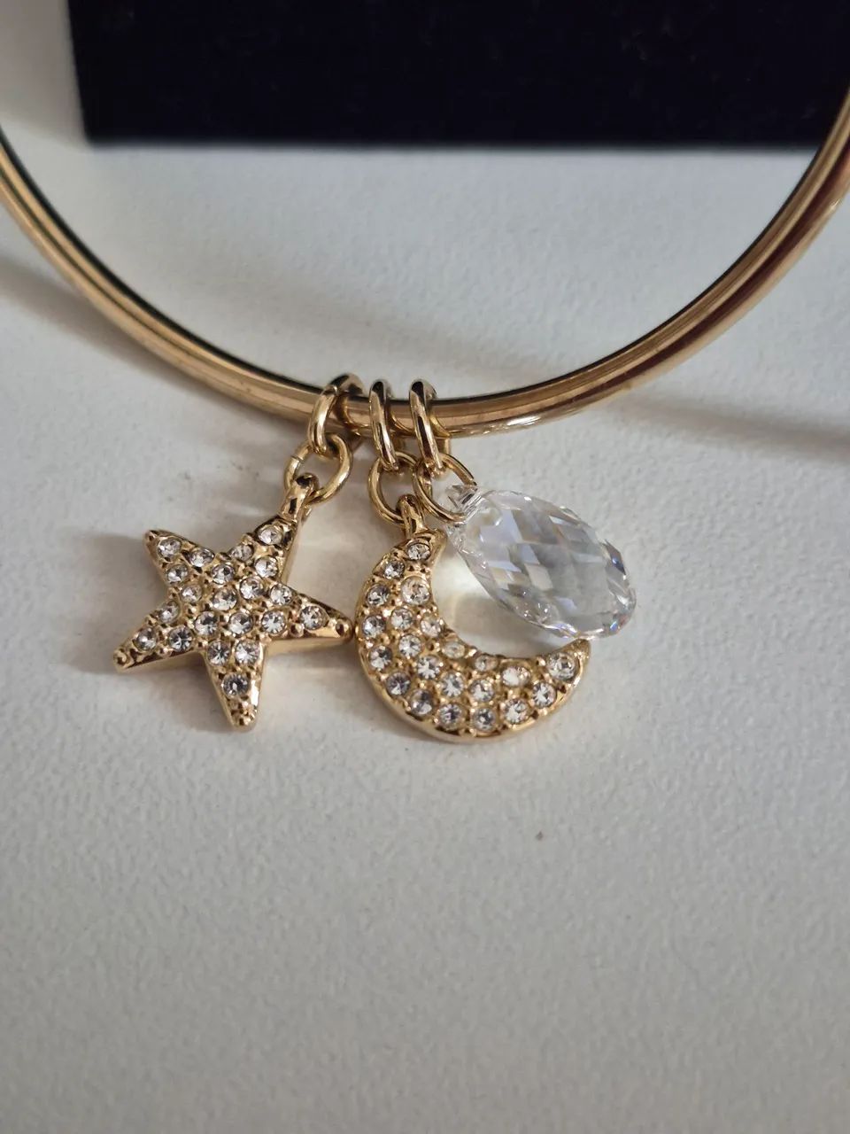 Brinco Swarovski Original - Argola com Estrela, Lua e Cristal | Com Certificado - Foto 5