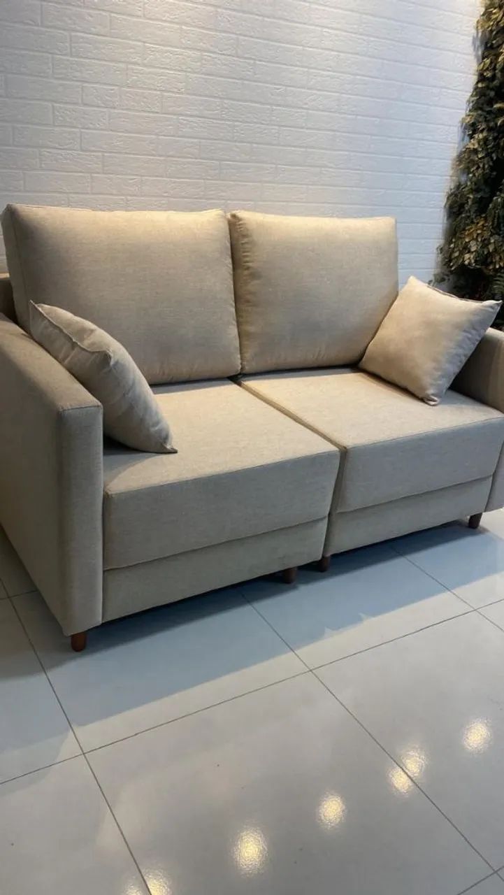 JG de sofá com 4 cadeiras e mesa com tampo de vidro tudo semi novo - Foto 2