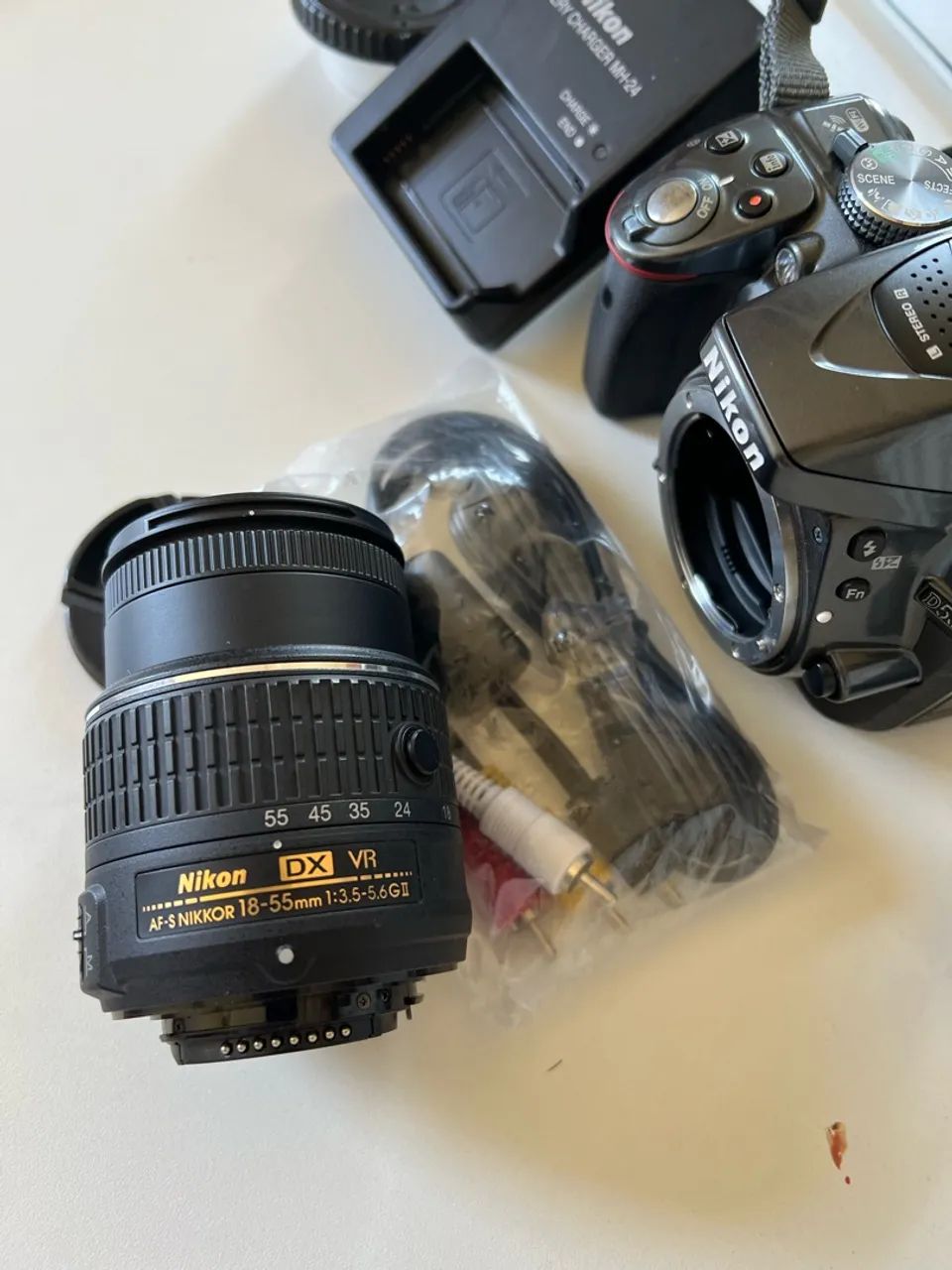 Câmera Nikon D5300 - Foto 2