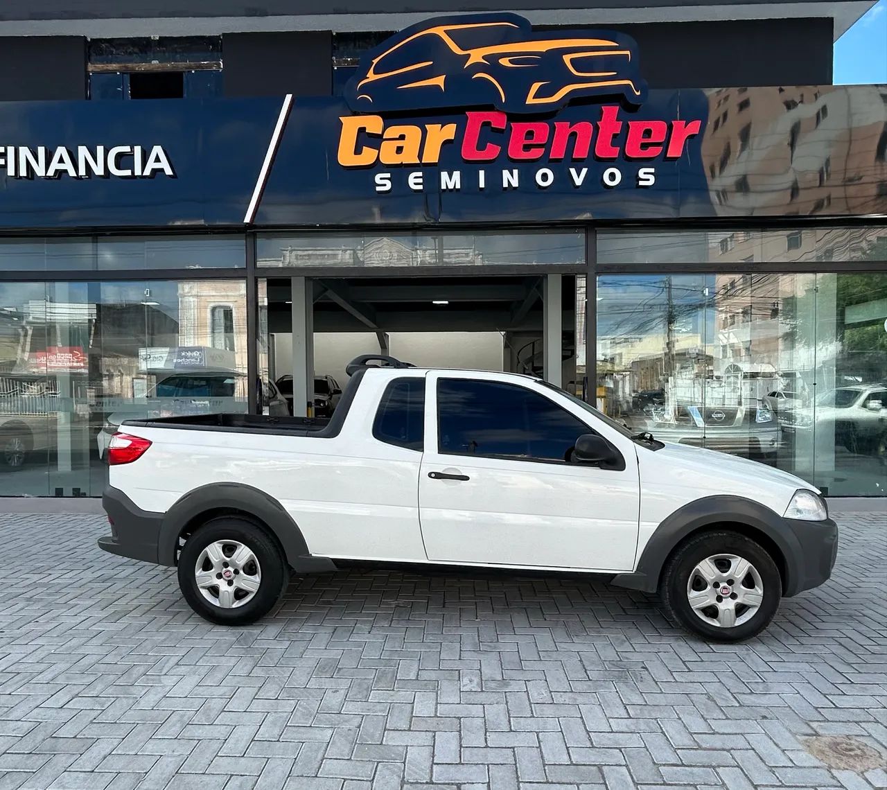 Fiat Strada Working Hard 1.4 Fire Flex 8V CE 2019 - Foto 2