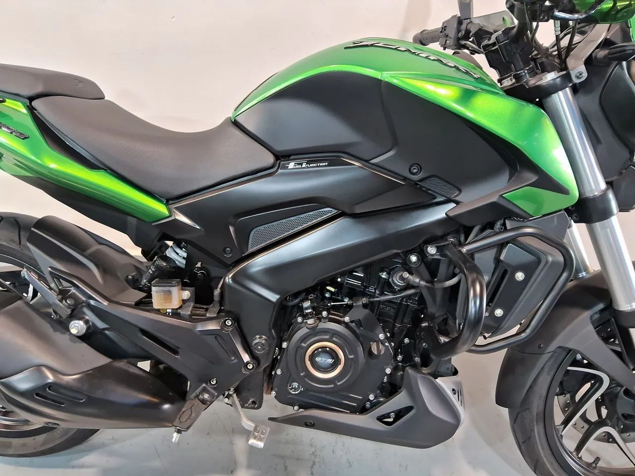 Bajaj DOMINAR 400  - Foto 2