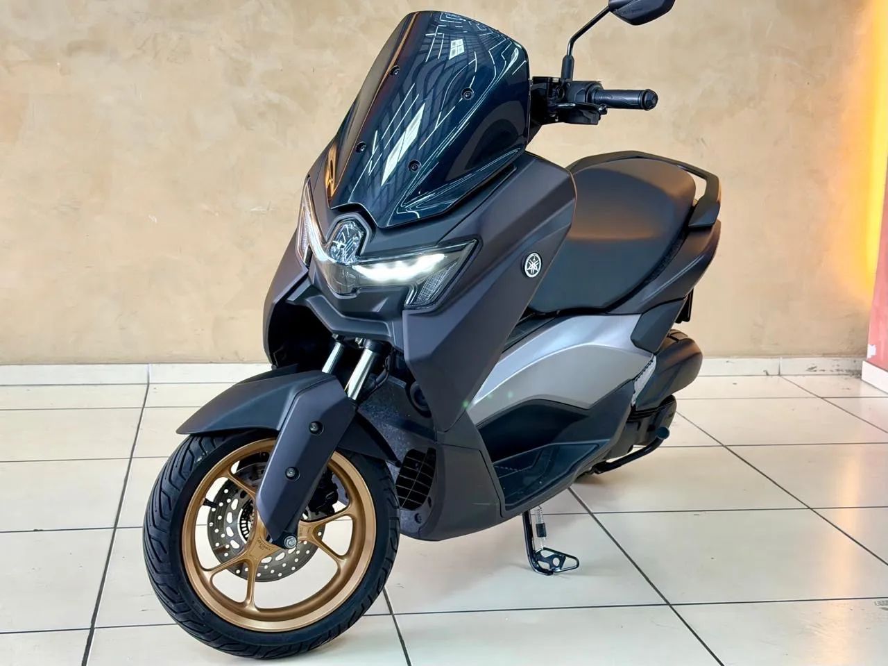 NMAX 160 - Foto 2
