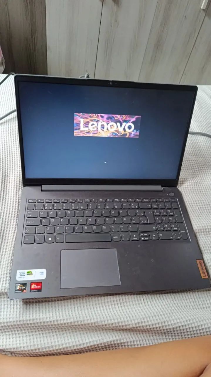 VENDO NOTEBOOK LENOVO  - Foto 2