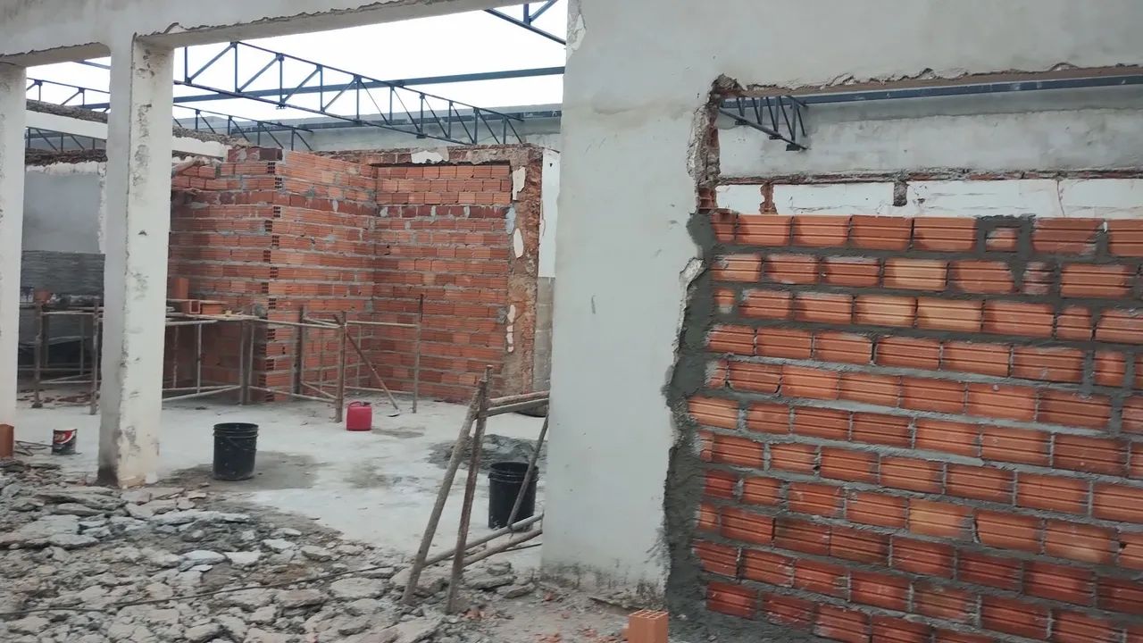 Serviços de pedreiro, empreiteiro 