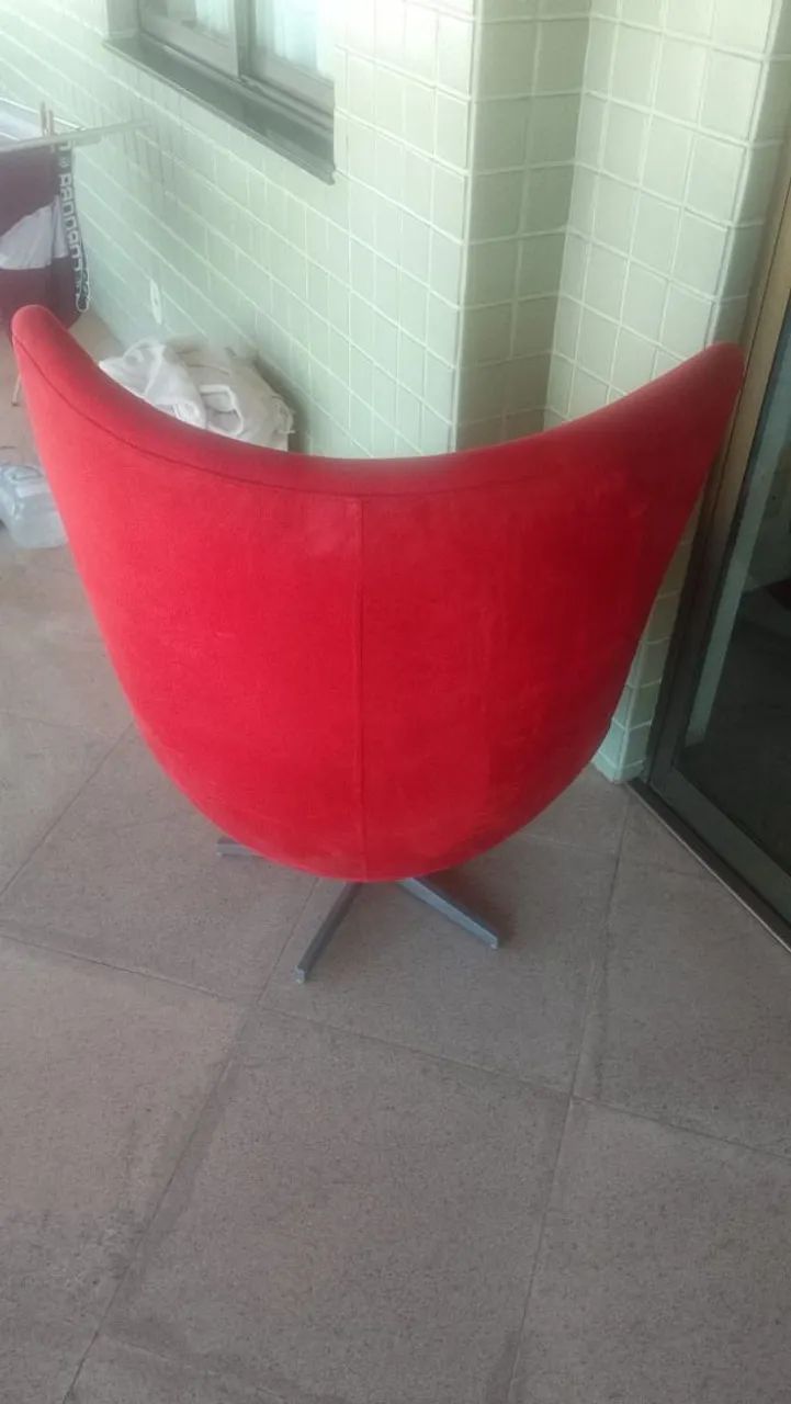 Cadeira vermelha  - Foto 3