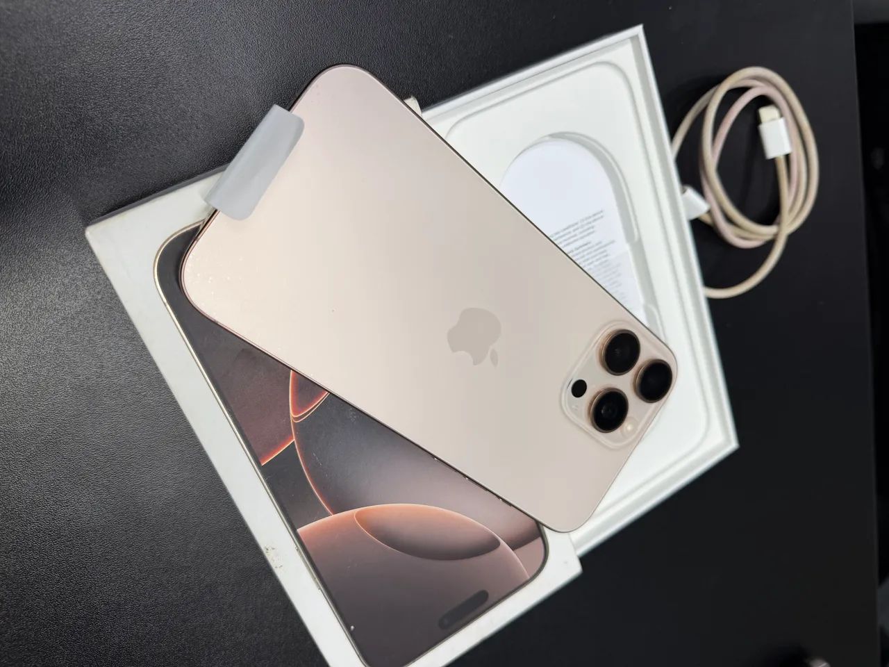 Vendo IPhone 16 pro Max  - Foto 3