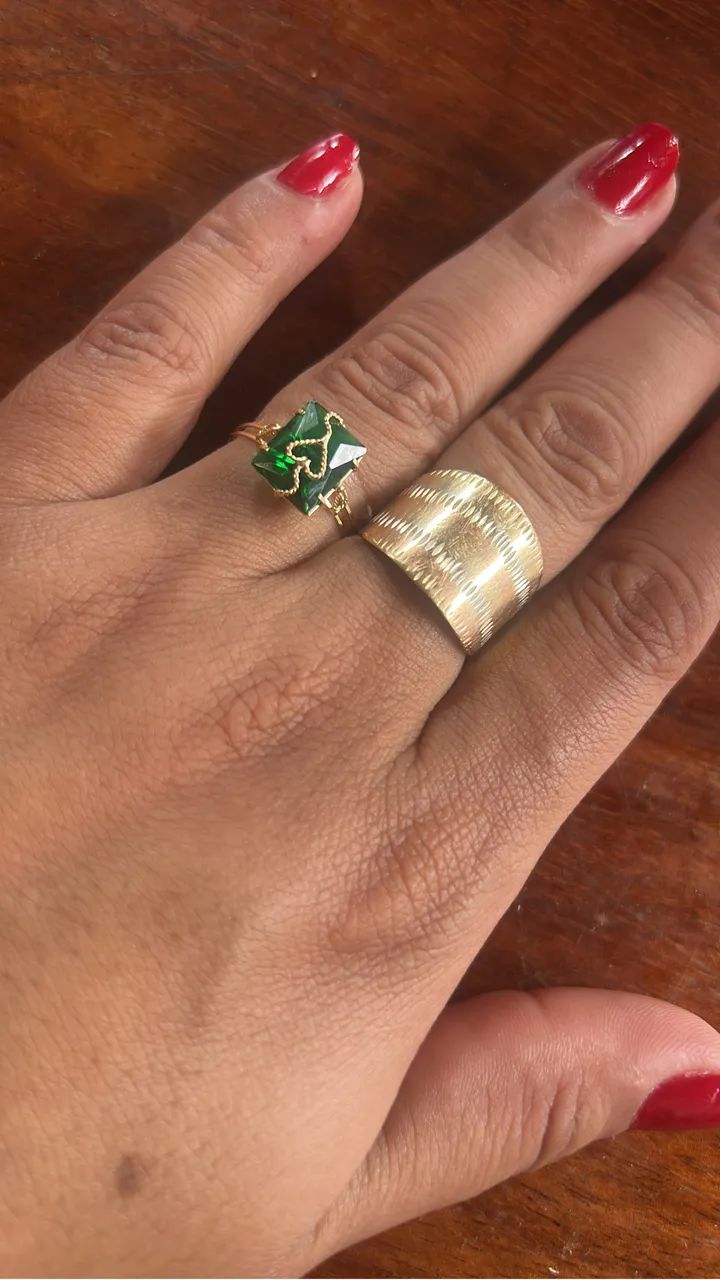 Anel em ouro 18k 