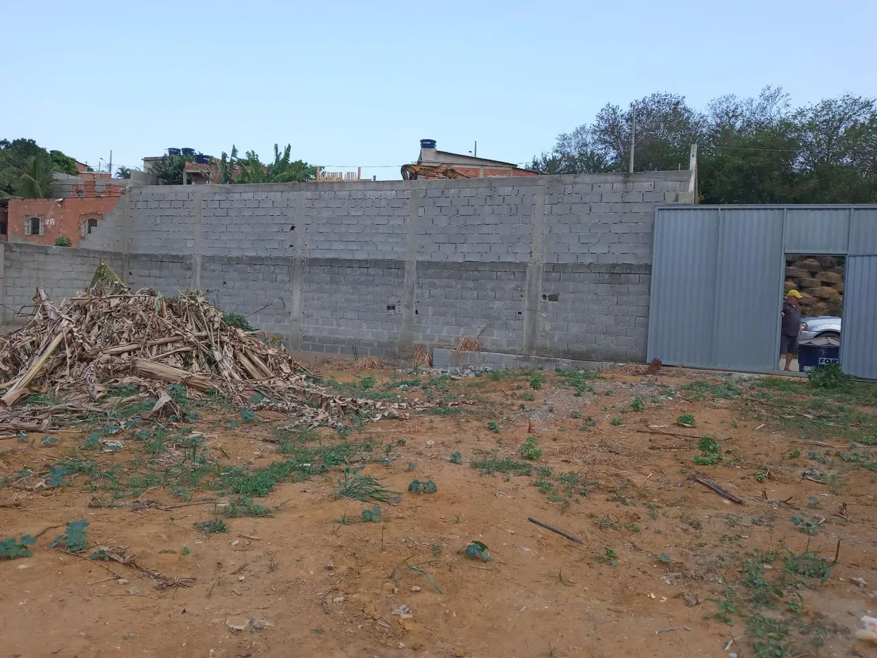 Terreno de 500 m todo murado 