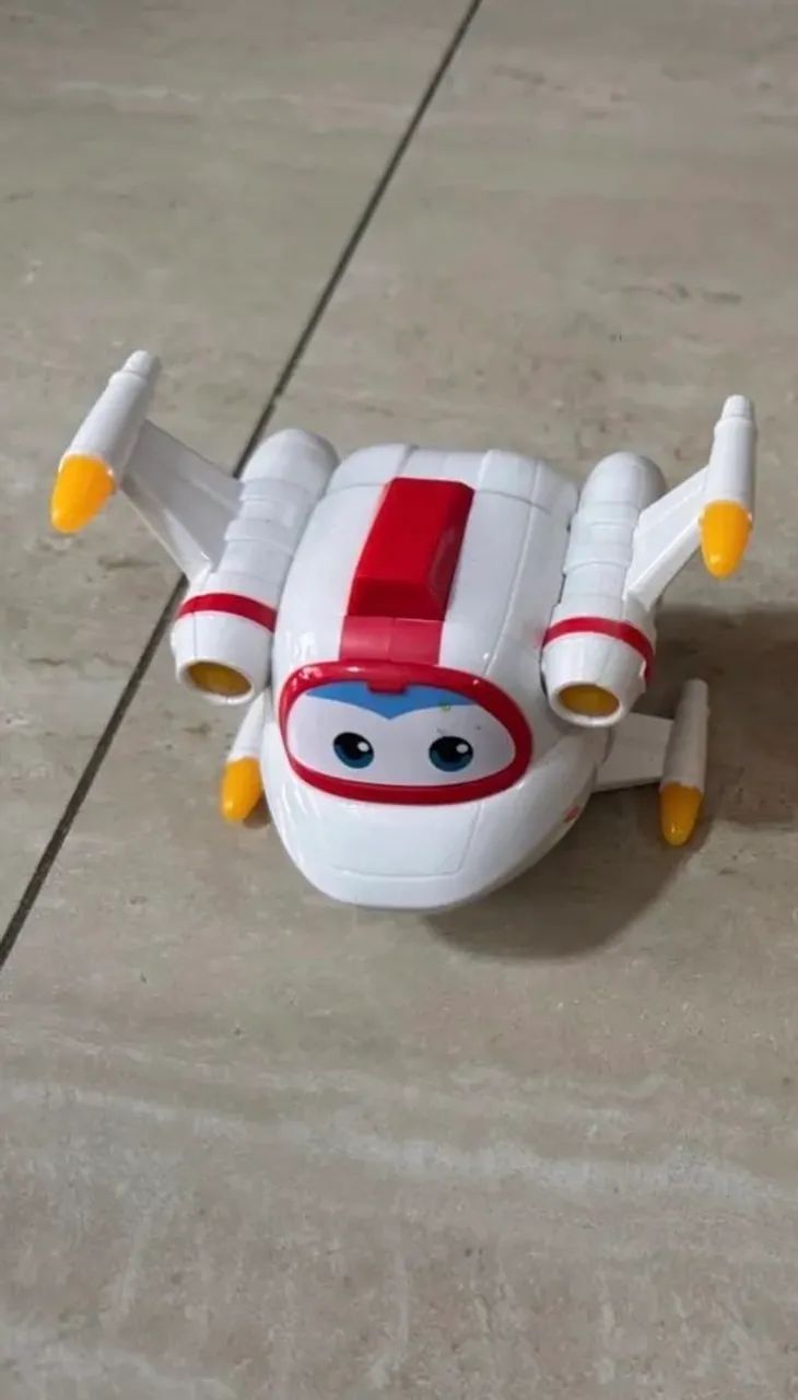 Brinquedo que transforma em robô Super wings  - Foto 2