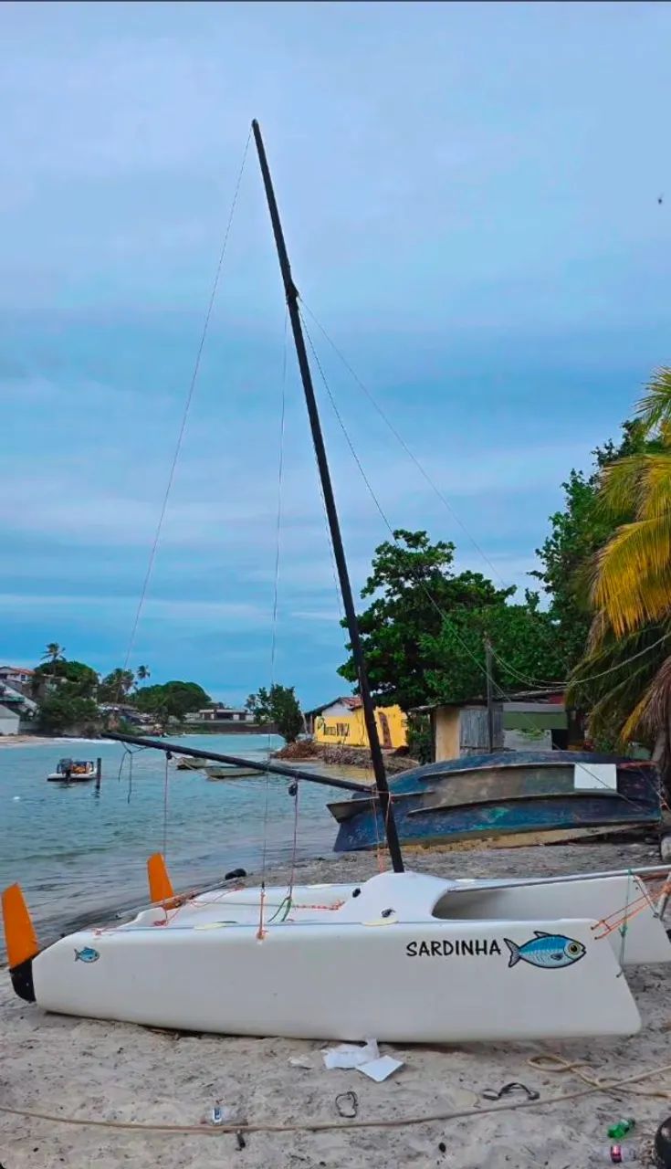 Veleiro catamaram 