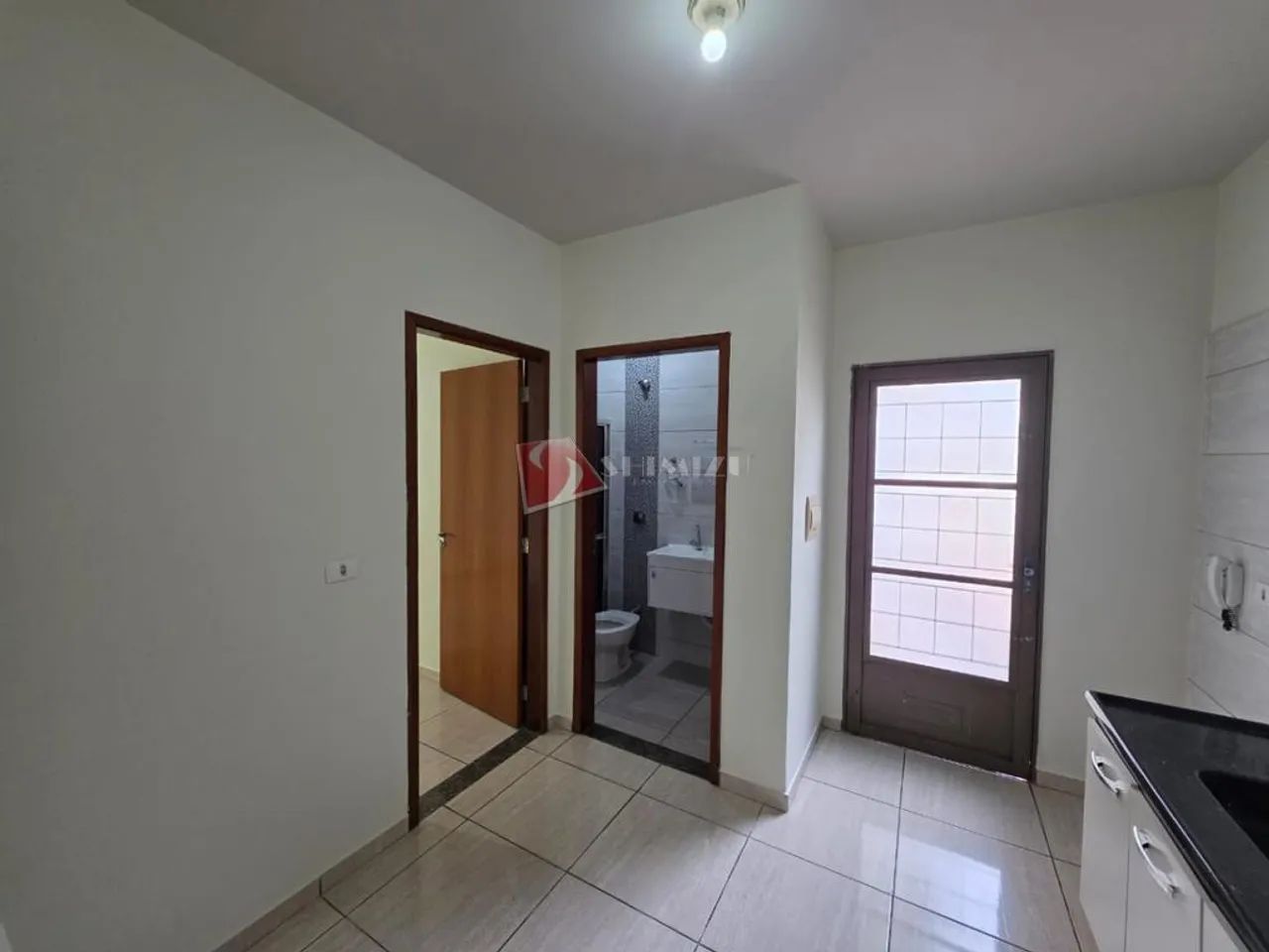 Kitnet para alugar em Maringá, Vila Esperança, com 1 quarto, com 33.3 m² - Foto 5