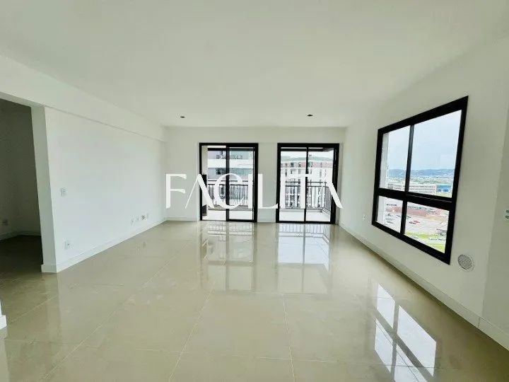 Apartamento com 3 quartos no bairro Pedra Branca, Palhoça - Foto 2