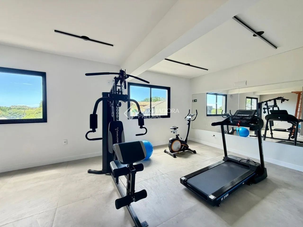 Apartamento semi-mobiliado com 70 m² privativos, novo e nunca ocupado. - Foto 8