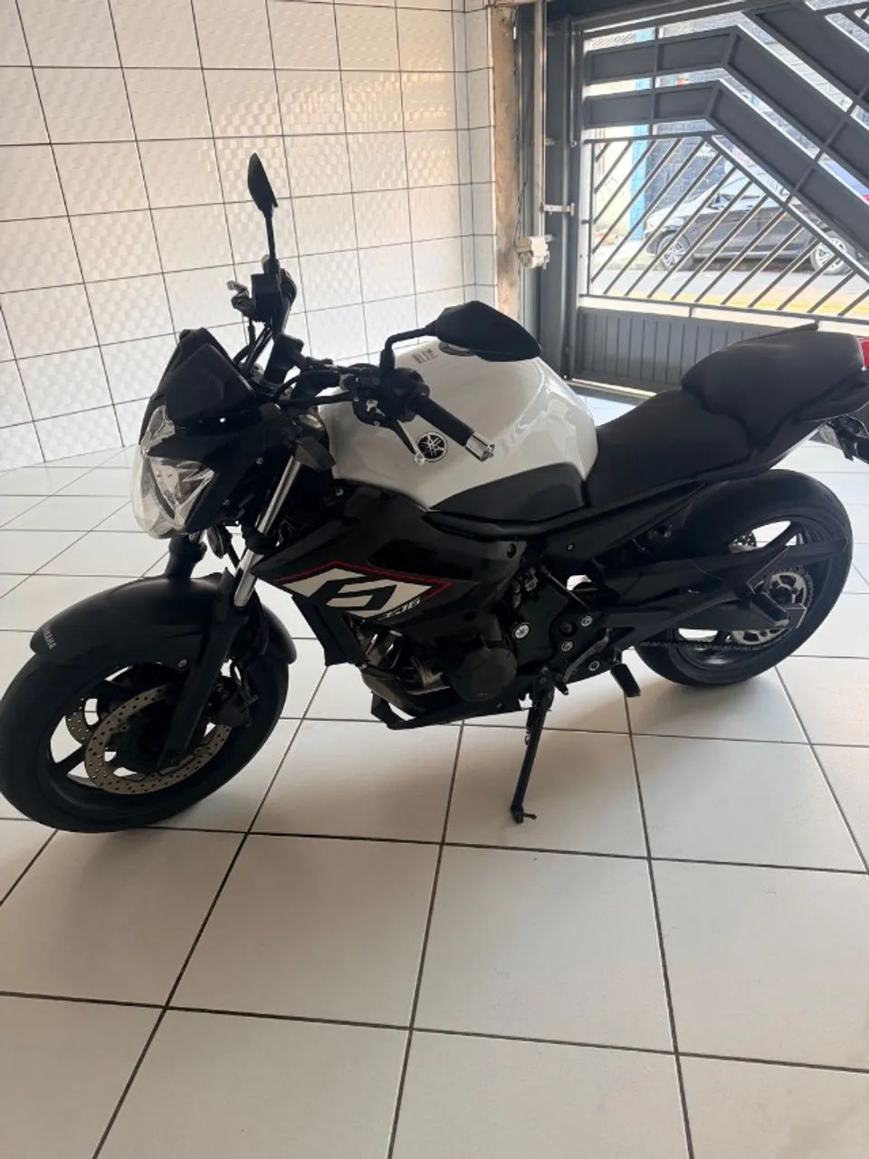 XJ6 N 2014/15- 600cc - Foto 5