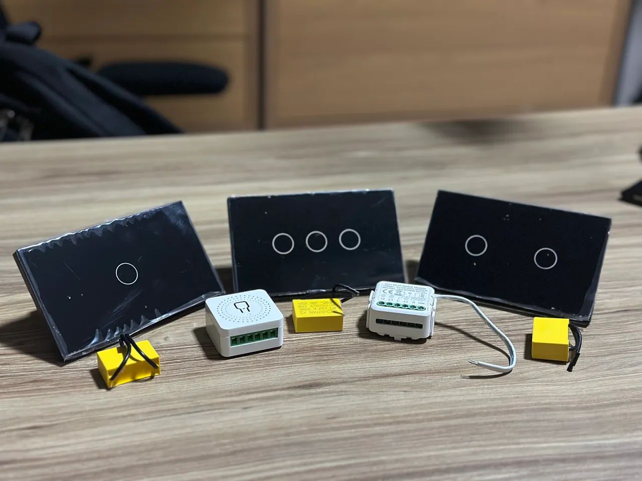 Interruptor touchscreen wifi