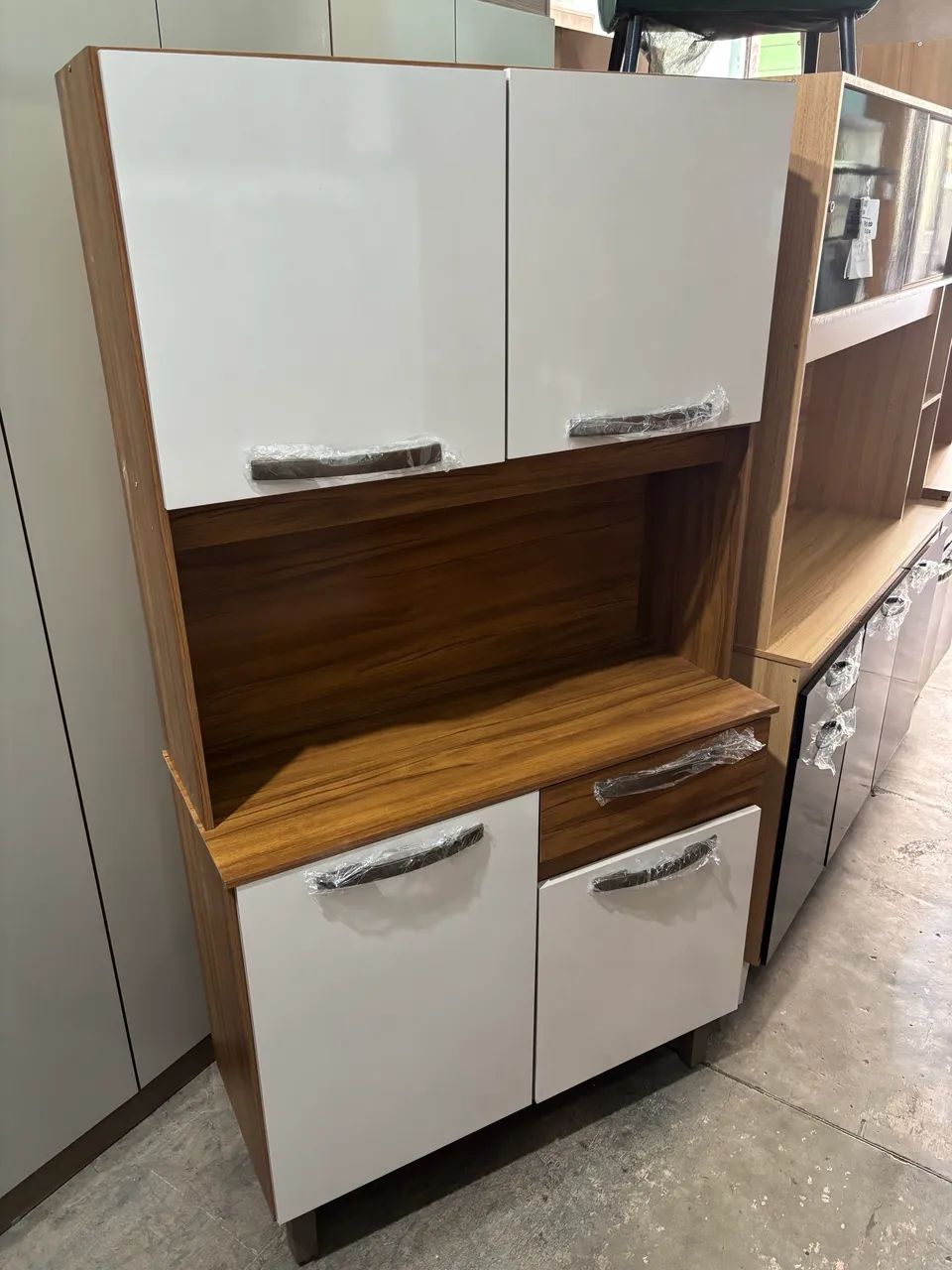 Armário de cozinha novo com entrega e montagem 