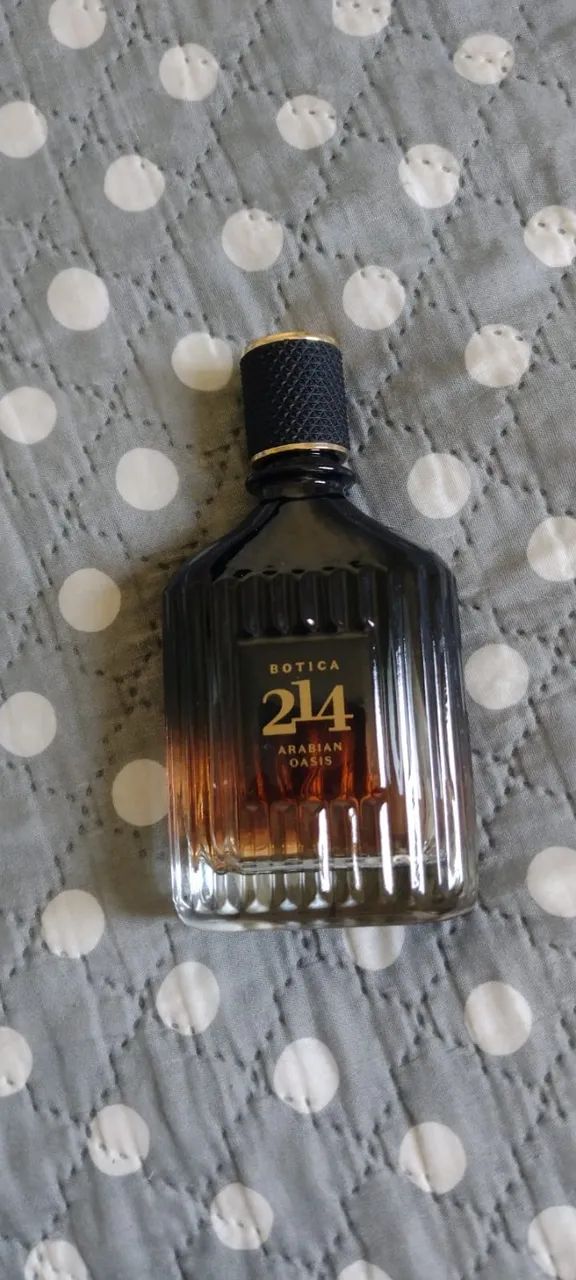 Perfumes árabes novos com preço imperdível