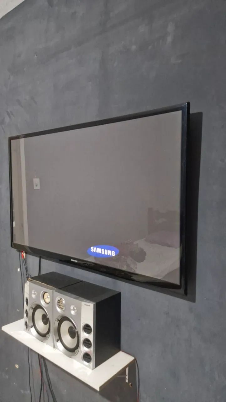 TV Samsung Plasma 51 polegadas - Modelo PL51F4000AG - Foto 2