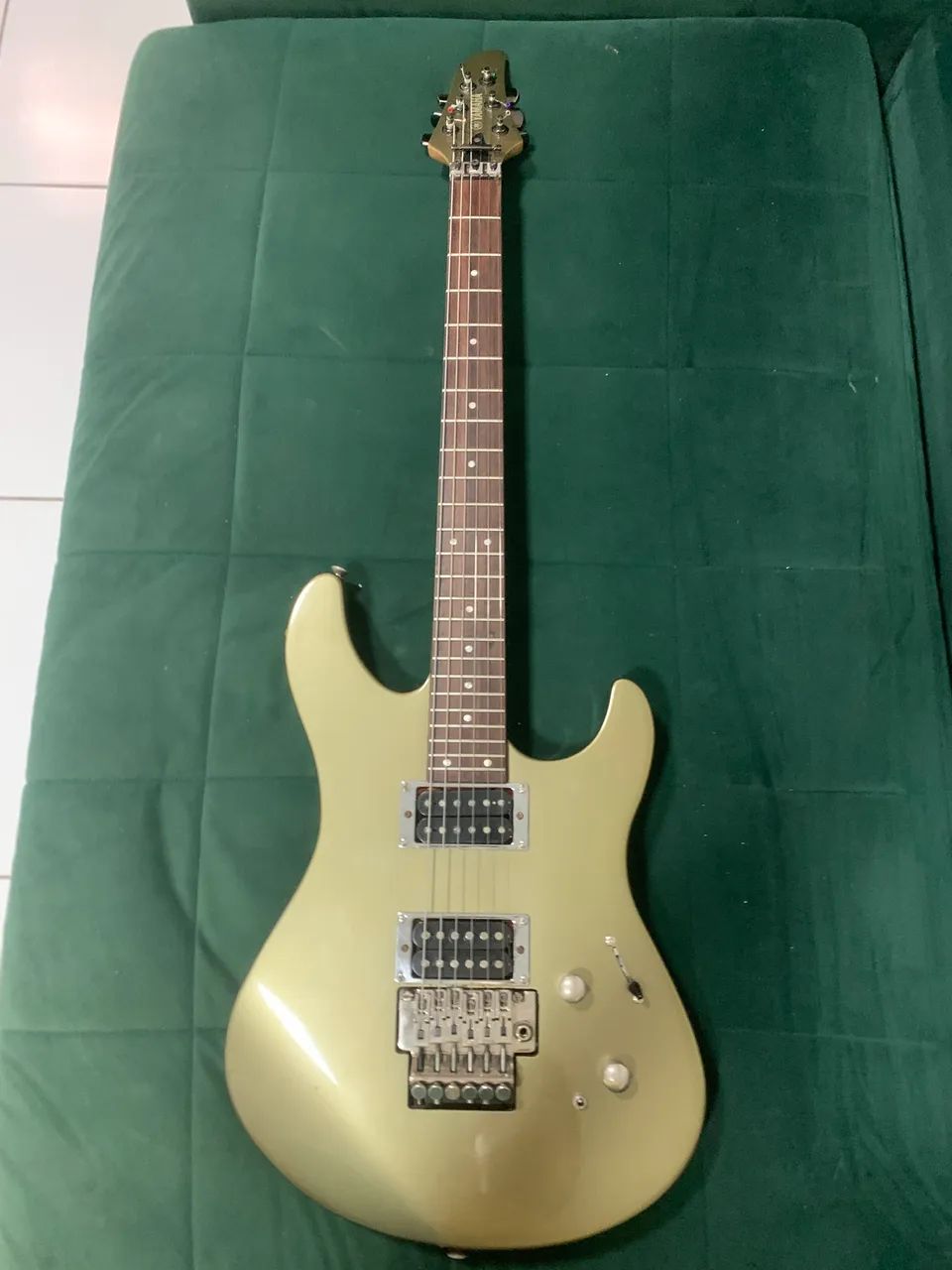 Guitarra com floyd rose - Yamaha rgx220dz - Faço envio  - Foto 2