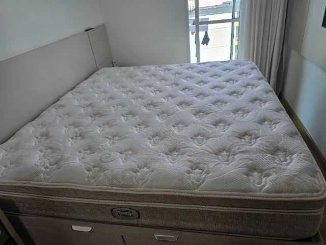 COLCHÃO KING SIZE - SIMMONS
