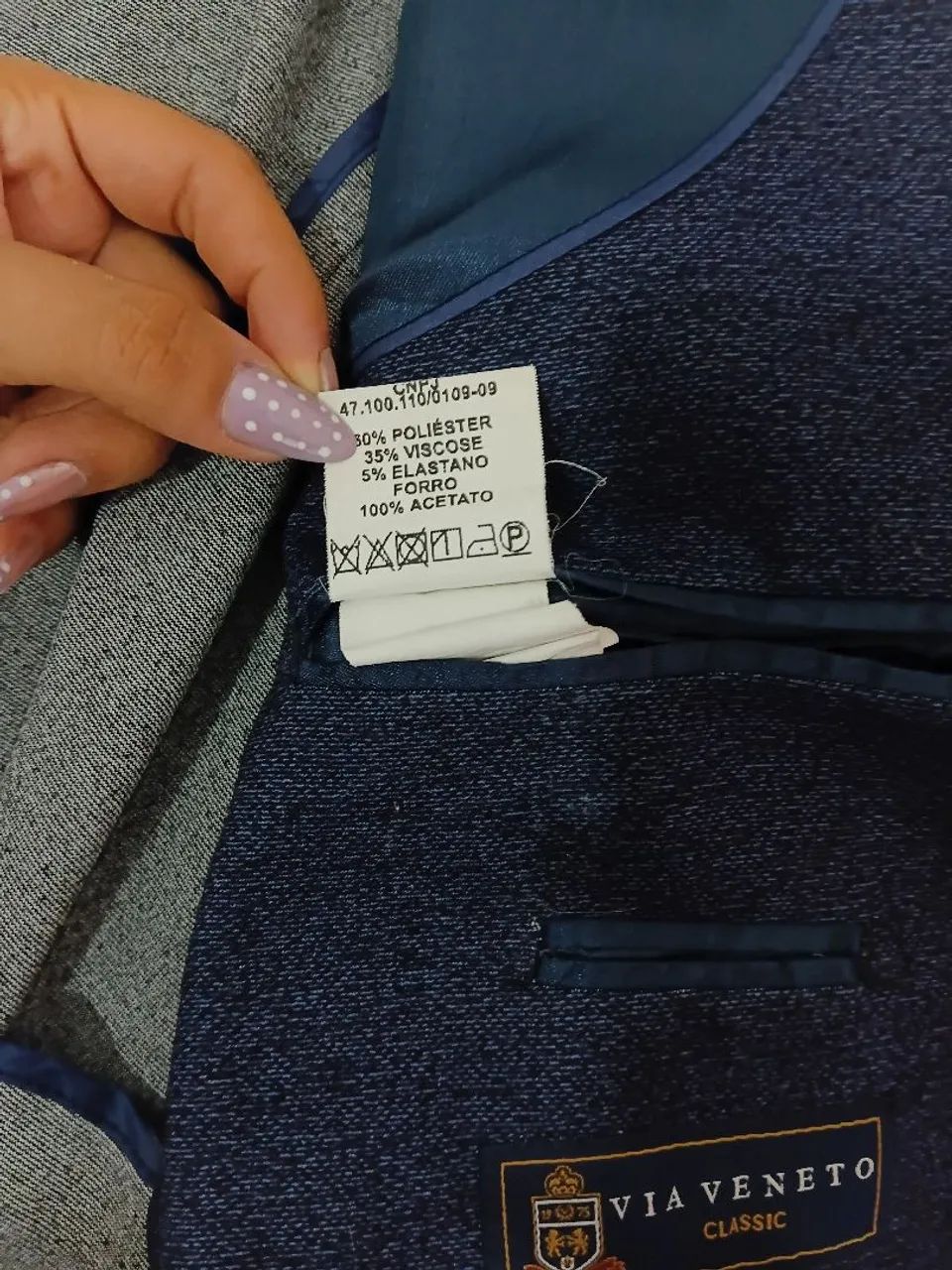 Três paletós - Foto 5