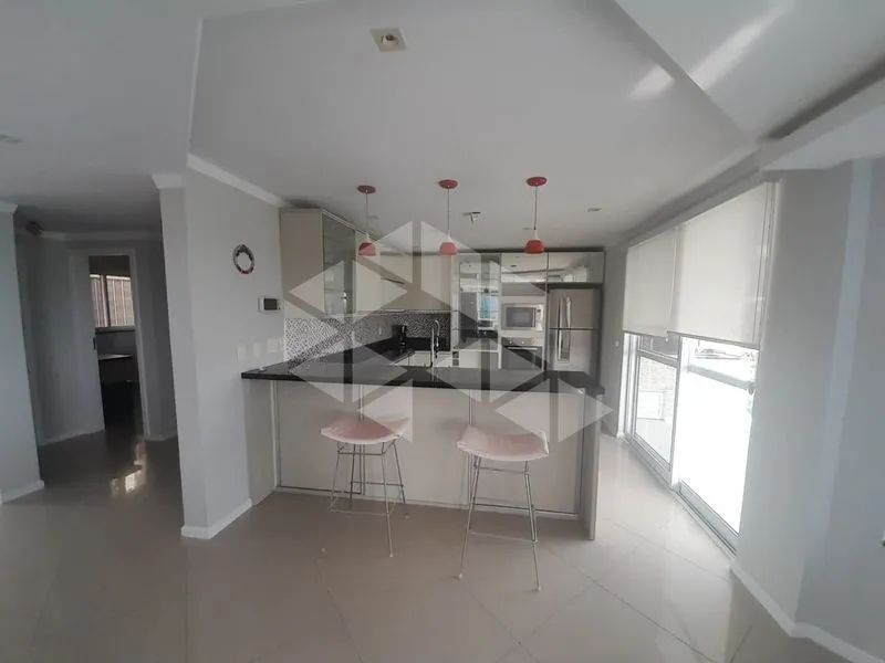Triplex Mobiliado de 3 Suítes para Alugar com 350m² - Florianópolis - Foto 4