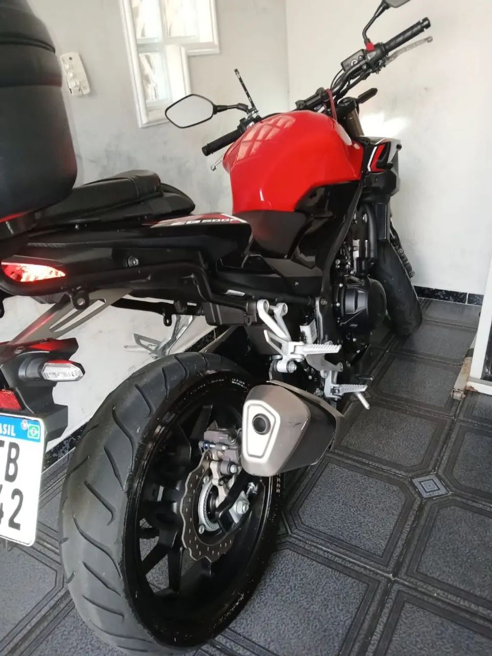 VENDO CB500F 2024