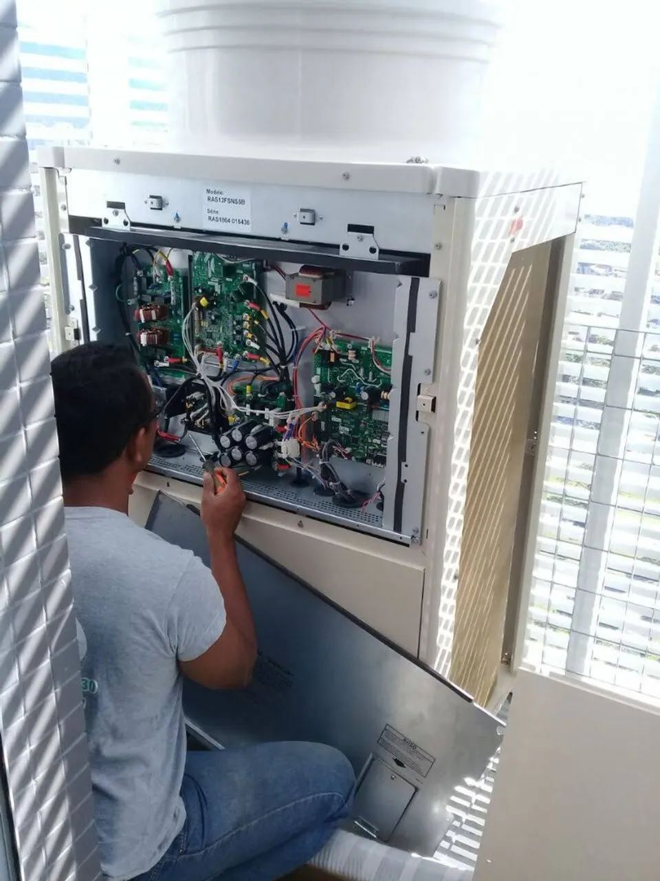 INSTALAÇÃO DE AR CONDICIONADO  - Foto 2