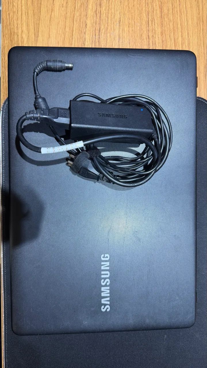 Notebook Samsung teclado e mouse de brinde  - Foto 5