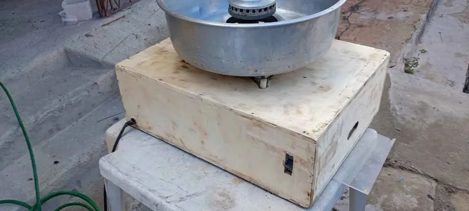 Máquina de algodão doce industrial. - Foto 3