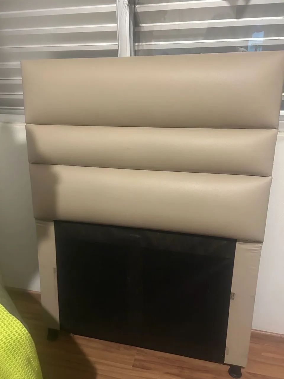 Cabeceira de cama solteiro 