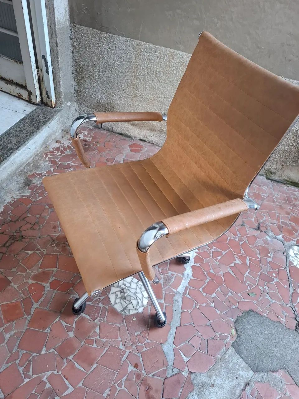 Cadeira diretor ótimo estado.  - Foto 3