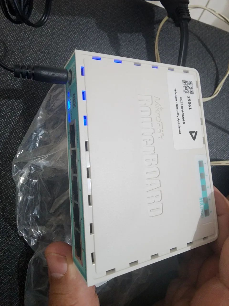 Mikrotik RB750 gr3 - Foto 2