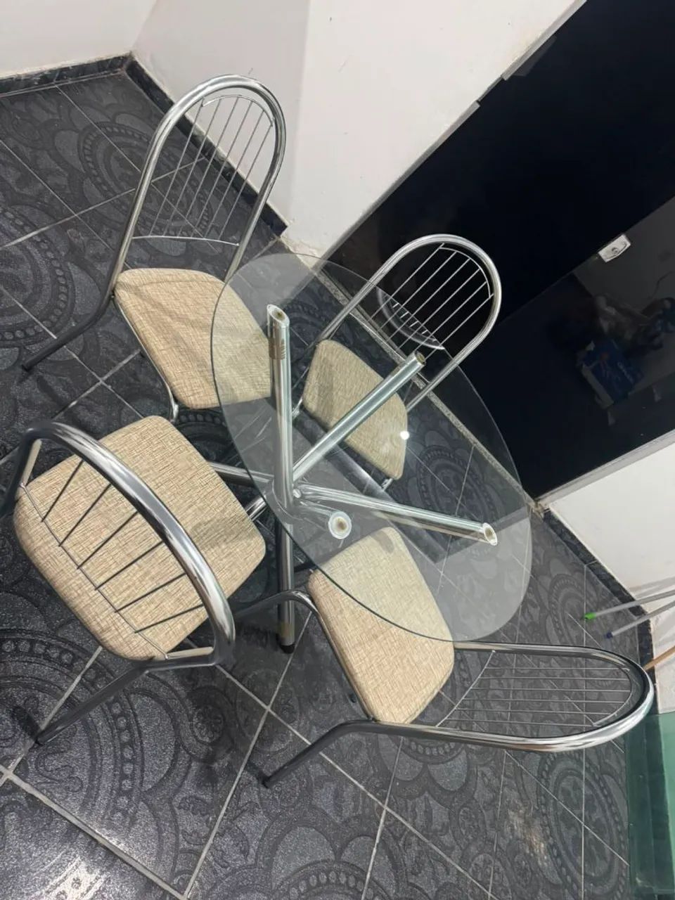 Mesa 4 cadeiras