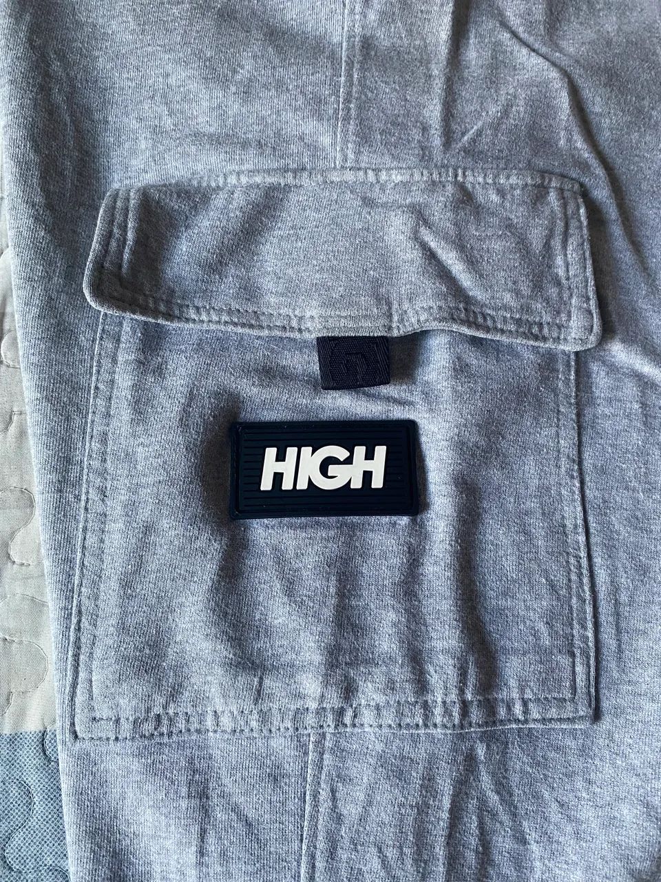 calça High cargo moletom TAM 40 - Foto 3