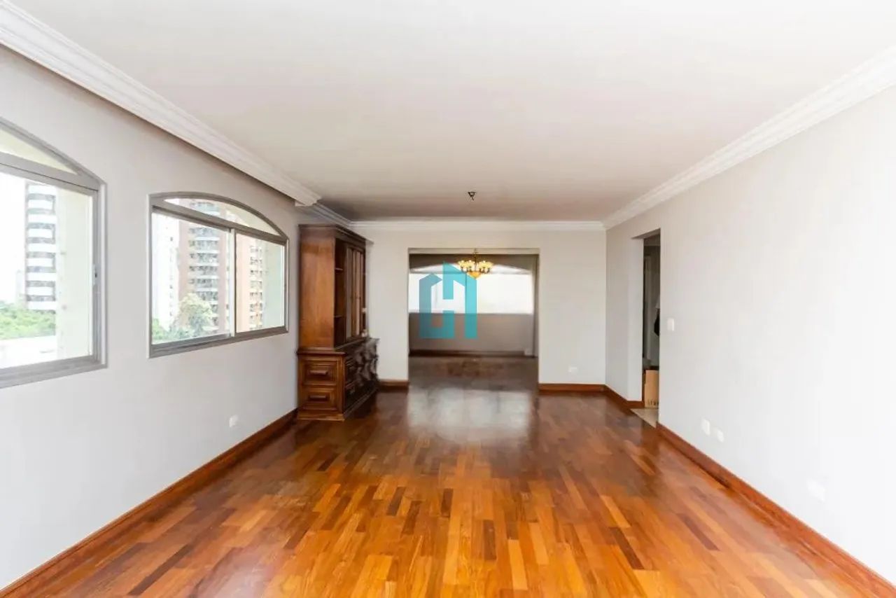 Apartamento à venda no Moema, São Paulo