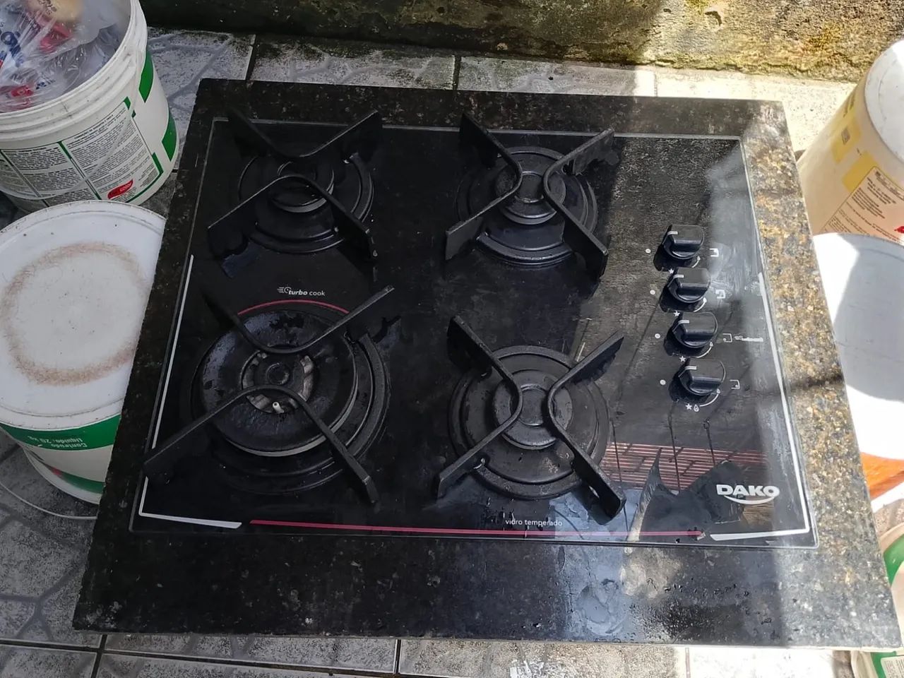 Fogão cook top com a pedra 