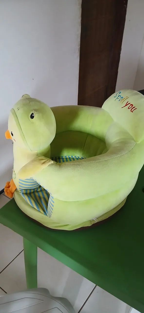 Sofá pra bebê acolchoado 