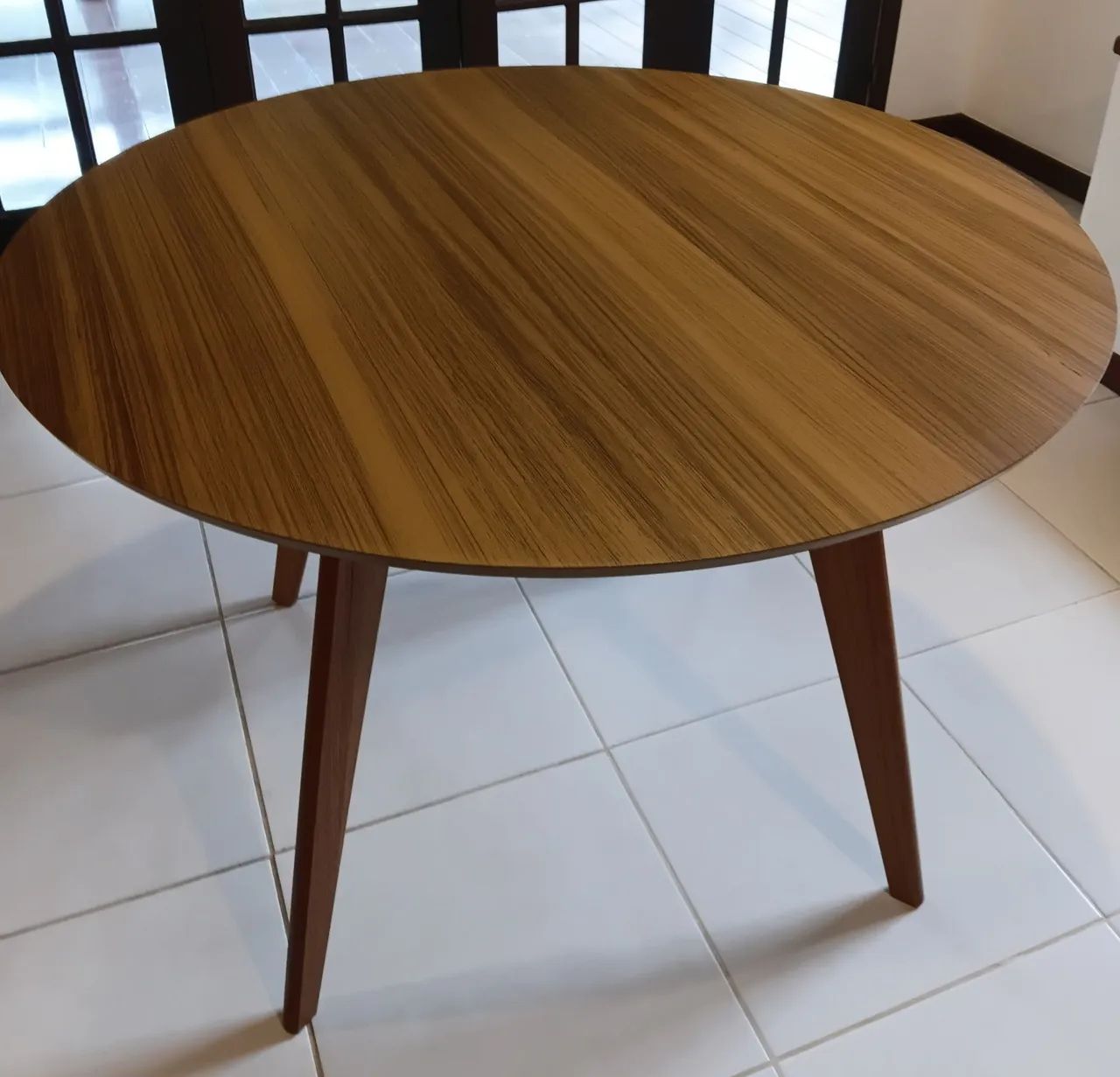 Mesa de Jantar Redonda Nova laminada Natural