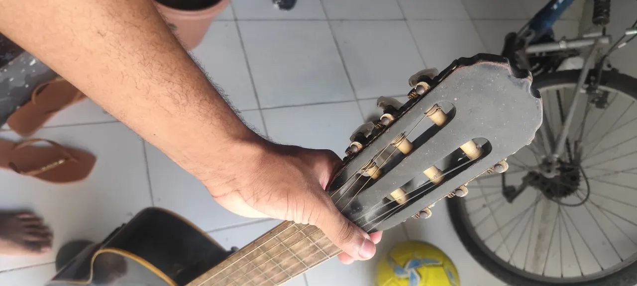Violão eagle dh69 com marcas de uso  - Foto 5