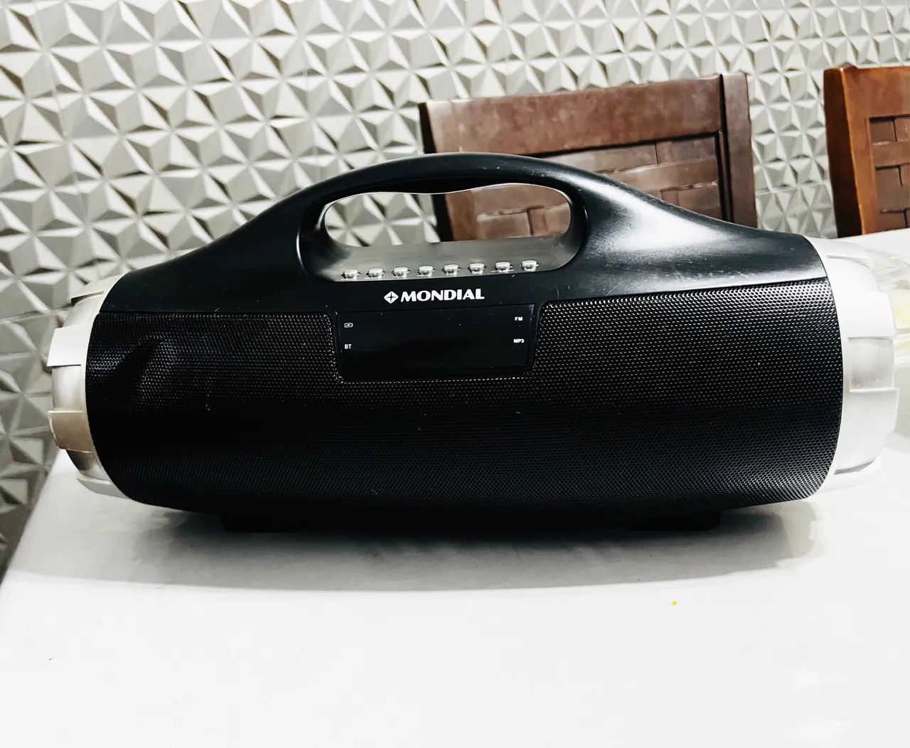 Caixinha bluetooth MP3 FM USB portátil  - Foto 2