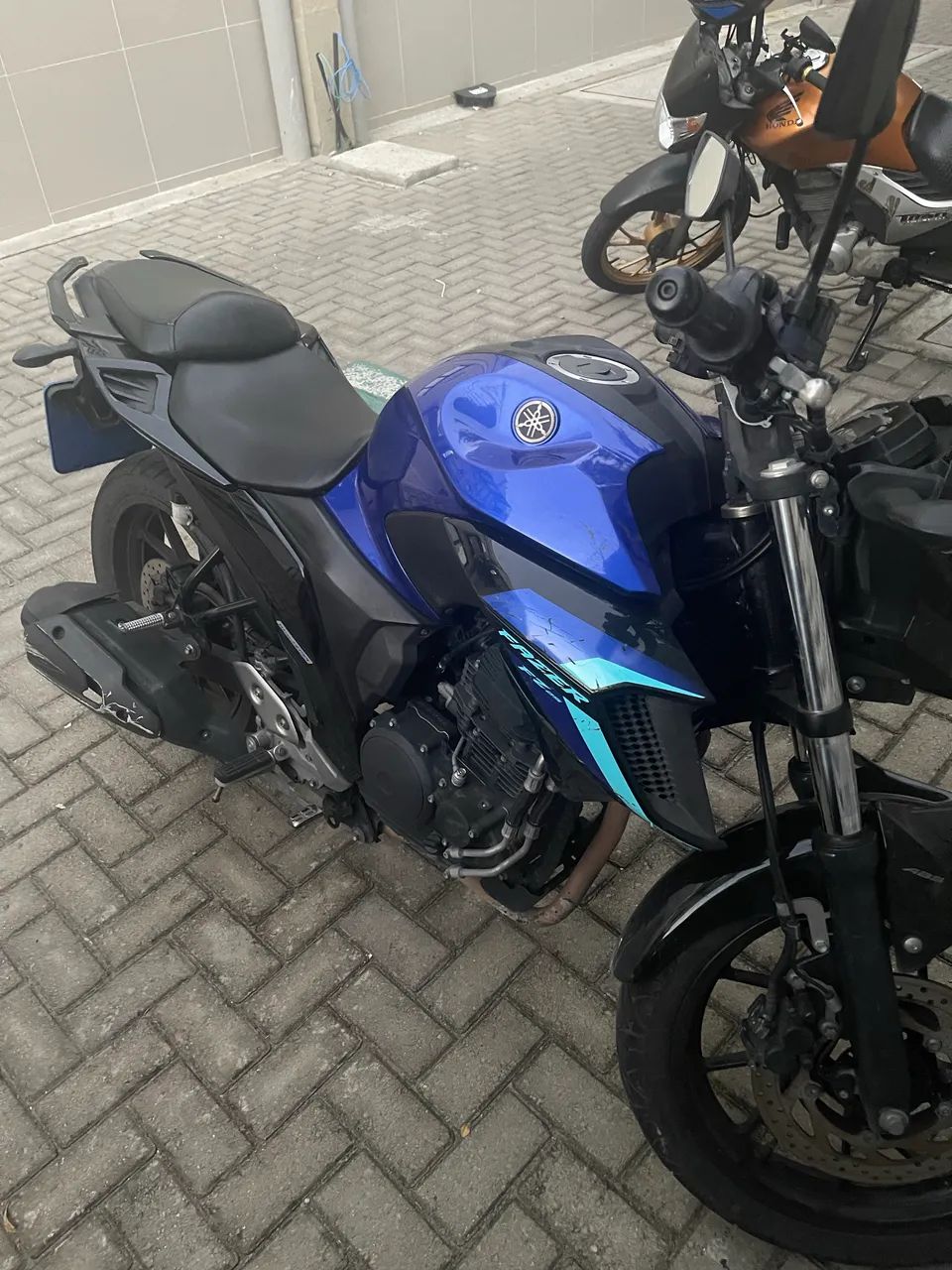 Moto  - Foto 3