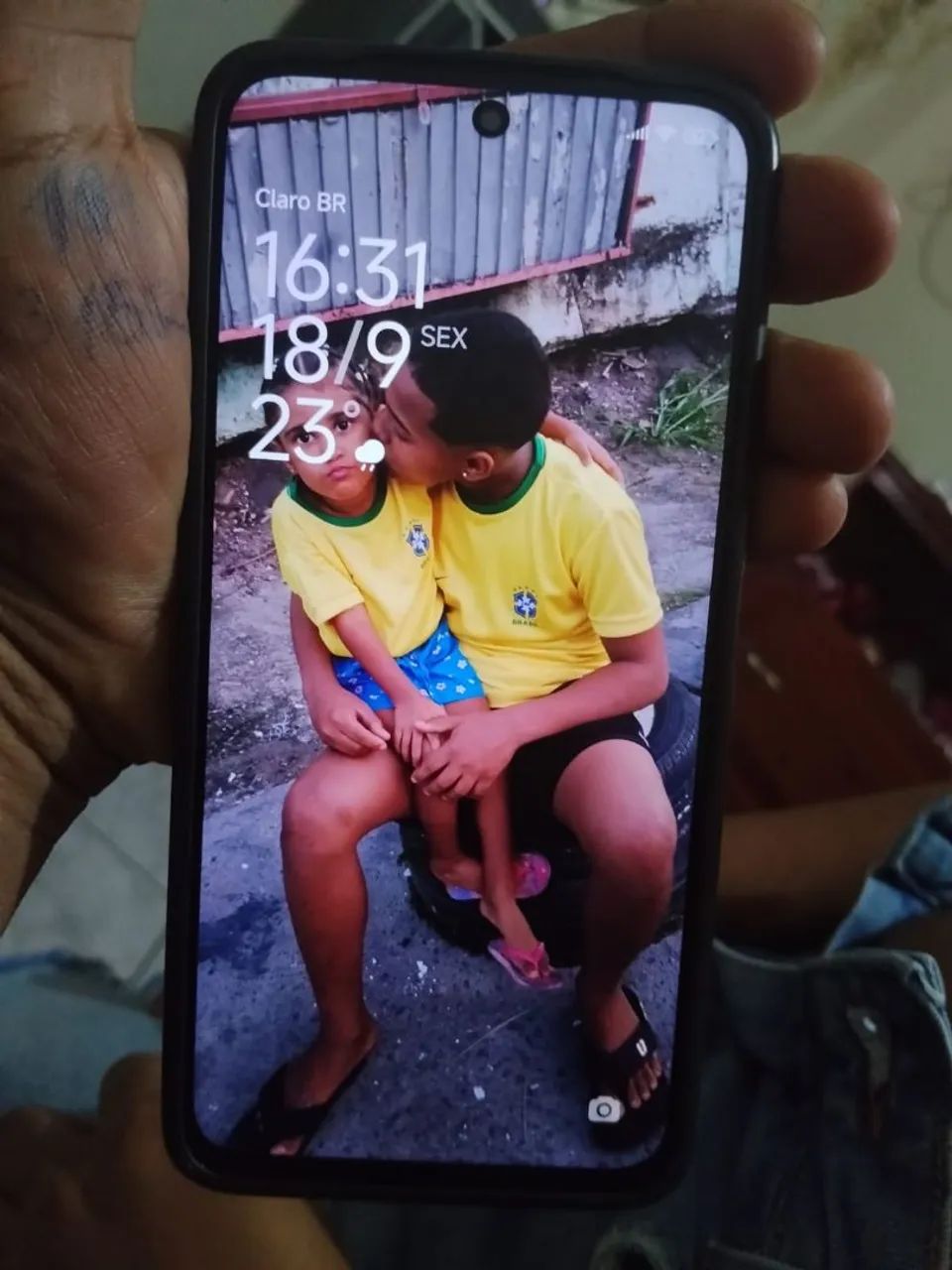 Vendo celular REDMIR 15 novinho  - Foto 2