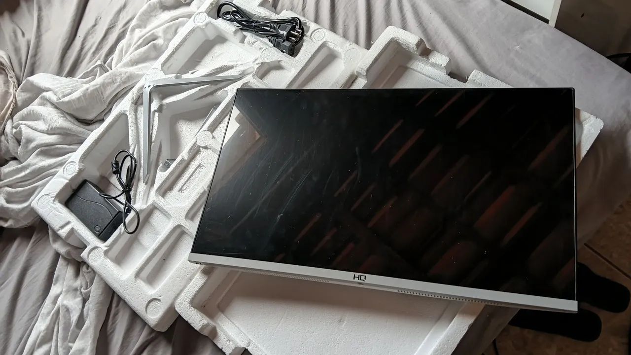 Monitor hq 26 polegadas defeito no cabo flat - Foto 2